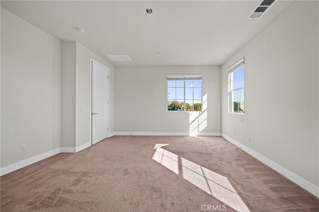 MLS #OC25267160 image #20