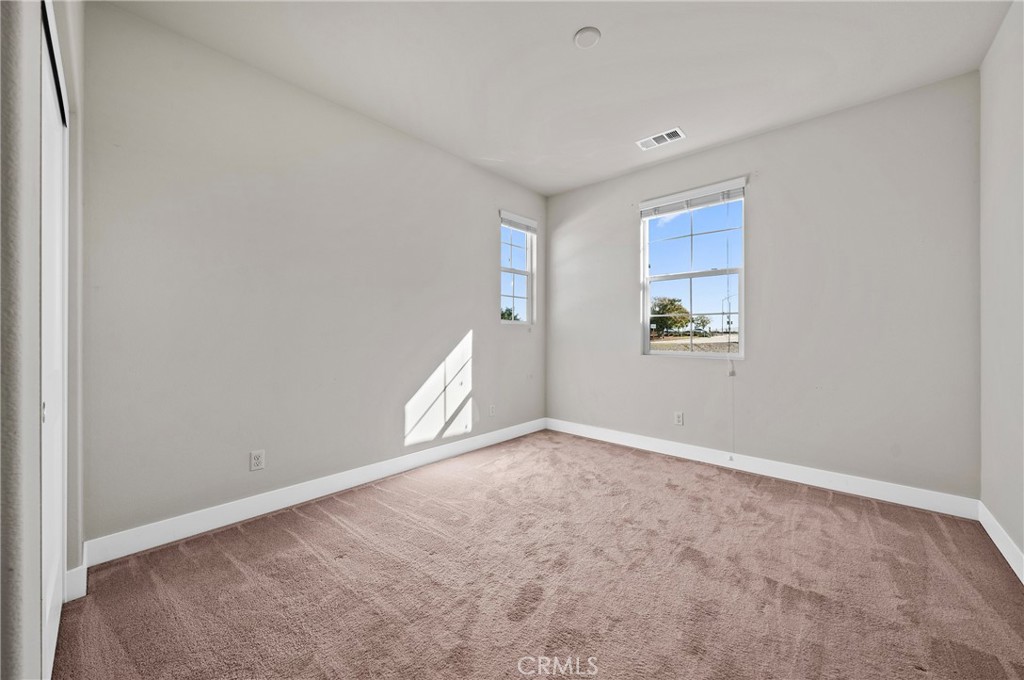 MLS #OC25267160 image #24