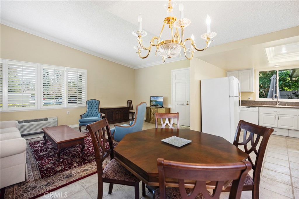 MLS #OC25267165 image #12