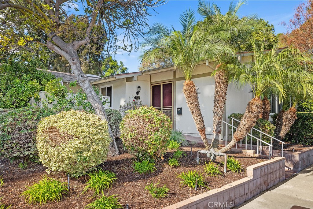 MLS #OC25267165 image #2