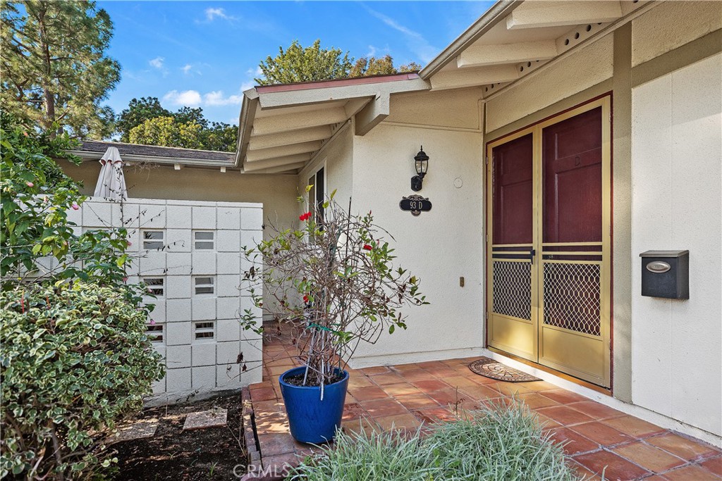 MLS #OC25267165 image #4