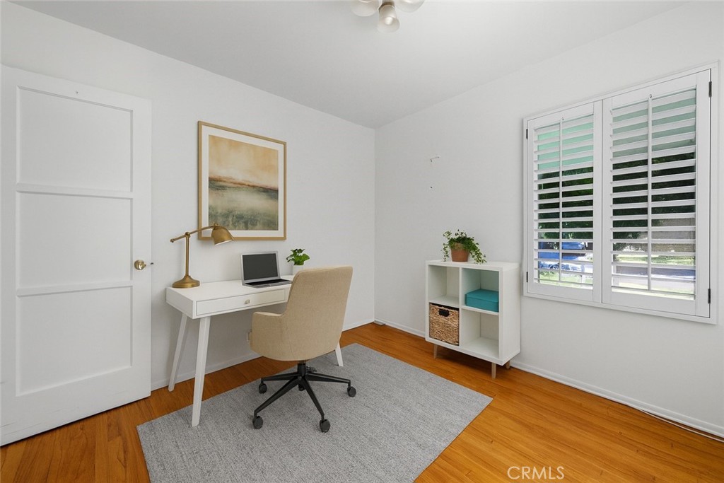 MLS #OC25267202 image #10