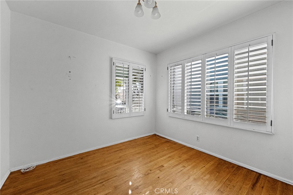 MLS #OC25267202 image #30