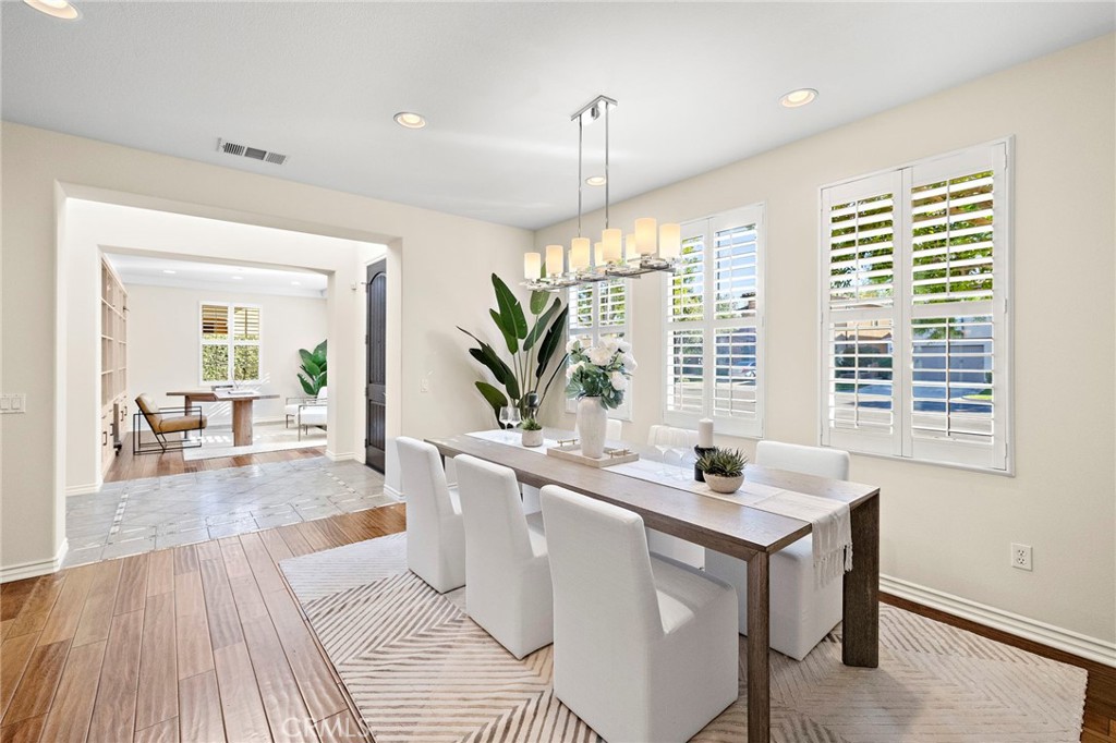 MLS #OC25267206 image #16