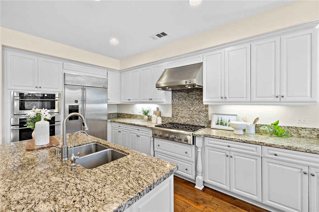 MLS #OC25267206 image #22