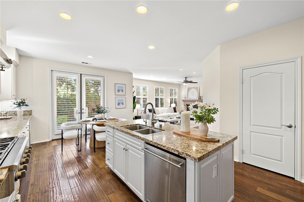 MLS #OC25267206 image #25