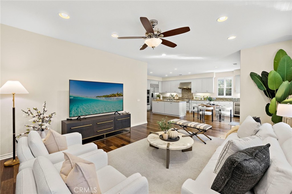 MLS #OC25267206 image #30