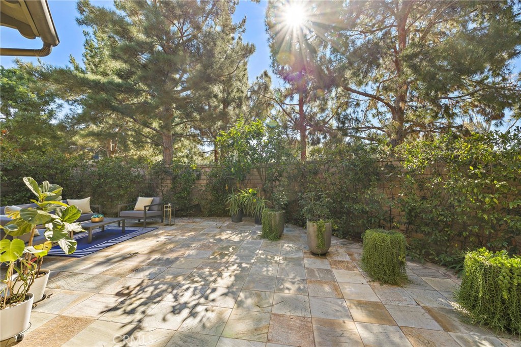 MLS #OC25267206 image #32