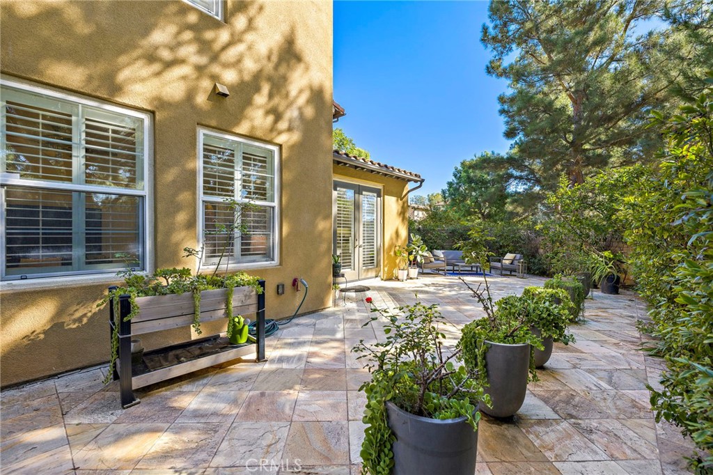 MLS #OC25267206 image #33