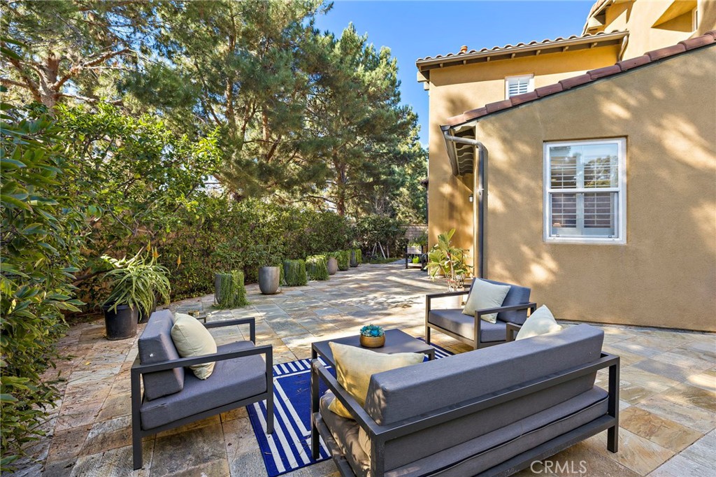 MLS #OC25267206 image #35