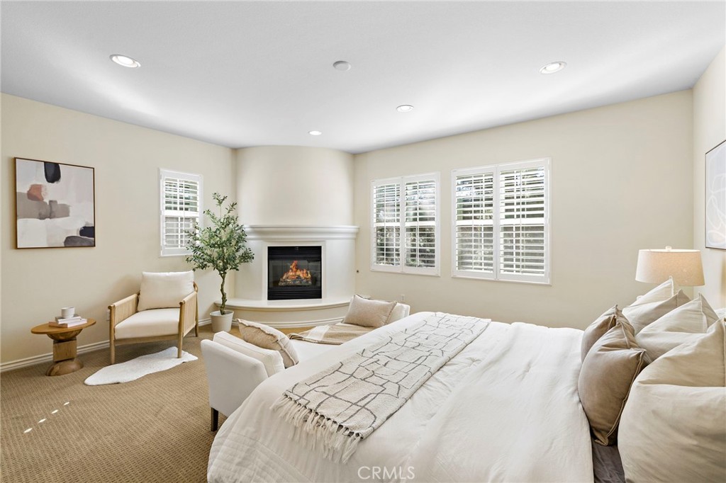 MLS #OC25267206 image #42