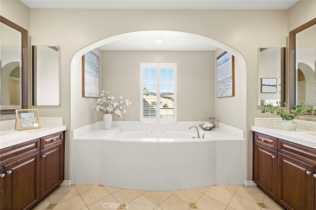 MLS #OC25267206 image #44