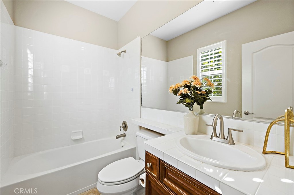 MLS #OC25267206 image #53