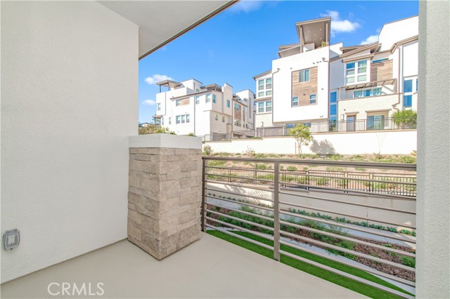 MLS #OC25267228 image #11