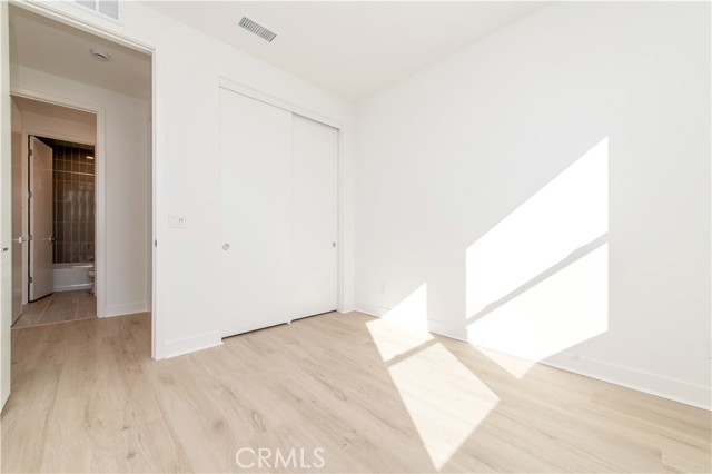 MLS #OC25267228 image #19