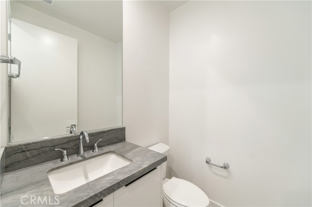 MLS #OC25267228 image #24