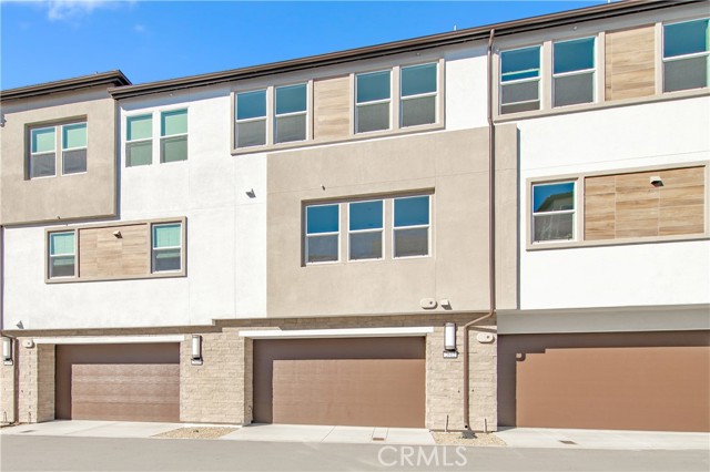 MLS #OC25267228 image #29