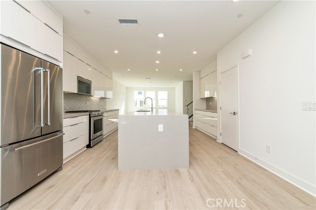 MLS #OC25267228 image #6