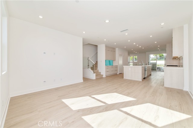 MLS #OC25267233 image #11