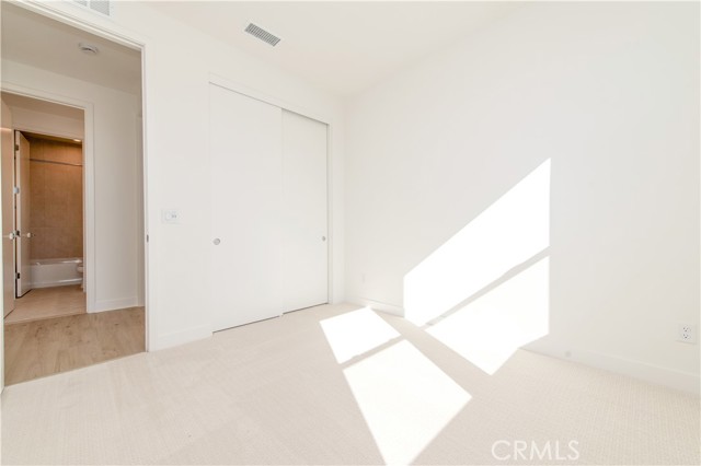 MLS #OC25267233 image #20