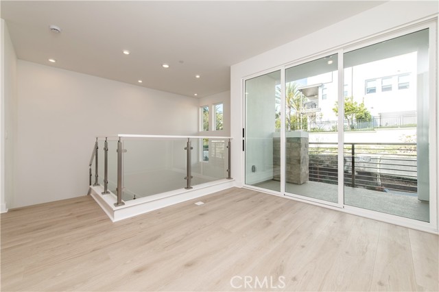 MLS #OC25267233 image #3