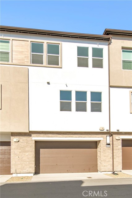 MLS #OC25267233 image #32