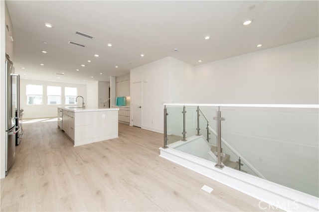 MLS #OC25267233 image #4