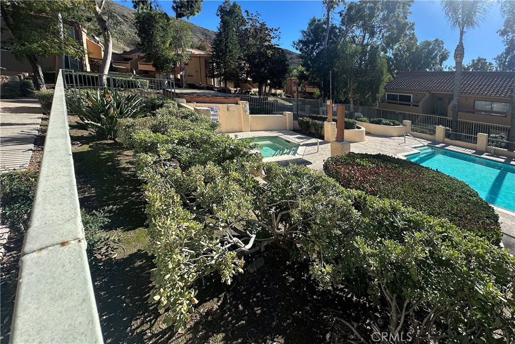 MLS #OC25267244 image #28