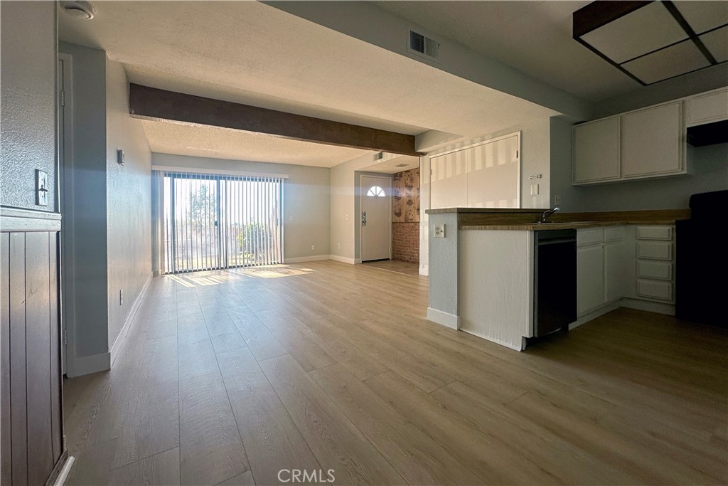 MLS #OC25267244 image #4