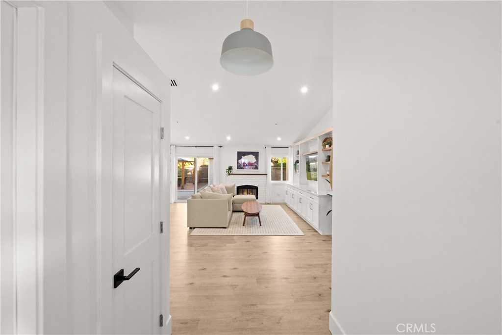 MLS #OC25267245 image #7