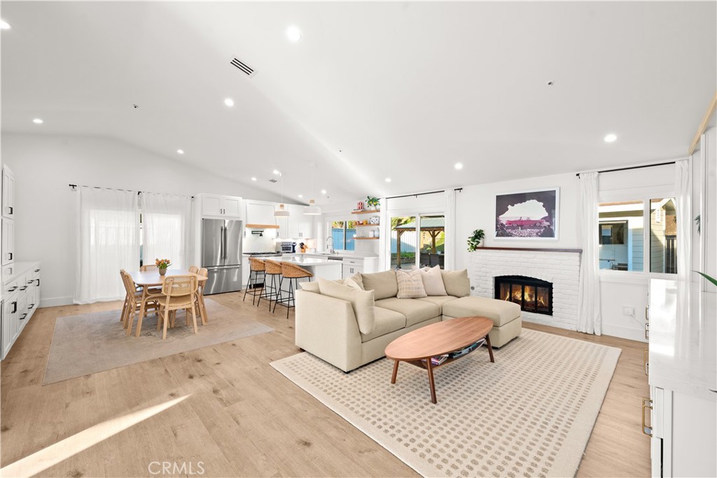 MLS #OC25267245 image #8