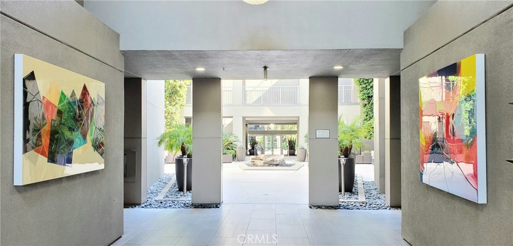 MLS #OC25267278 image #1