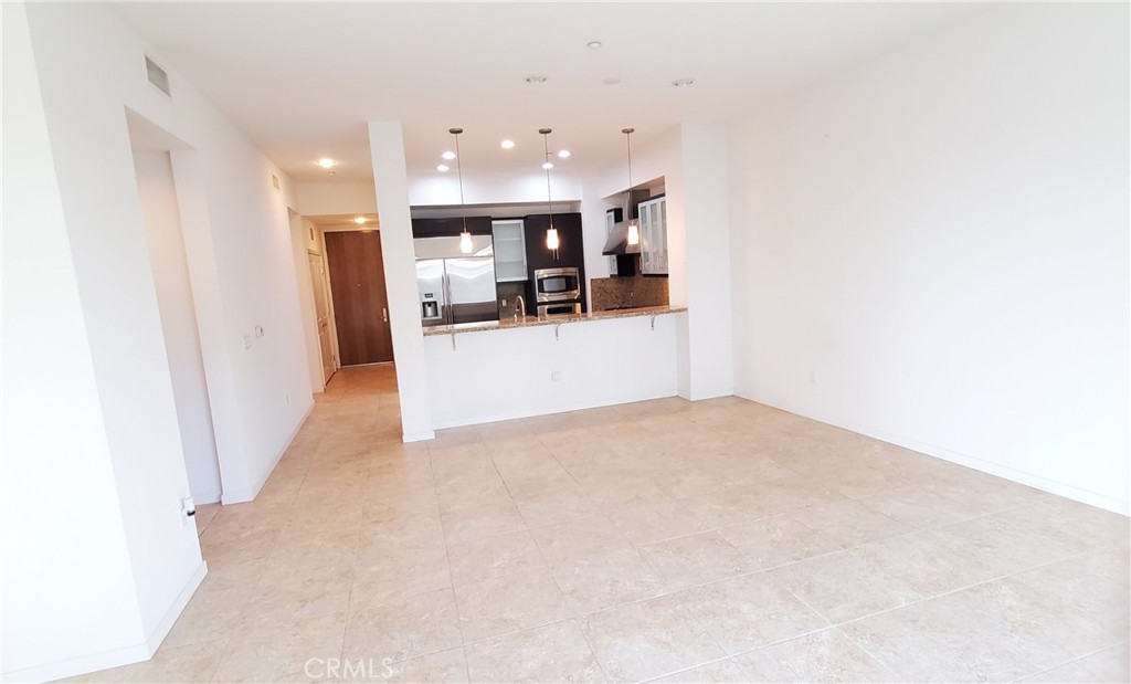 MLS #OC25267278 image #15