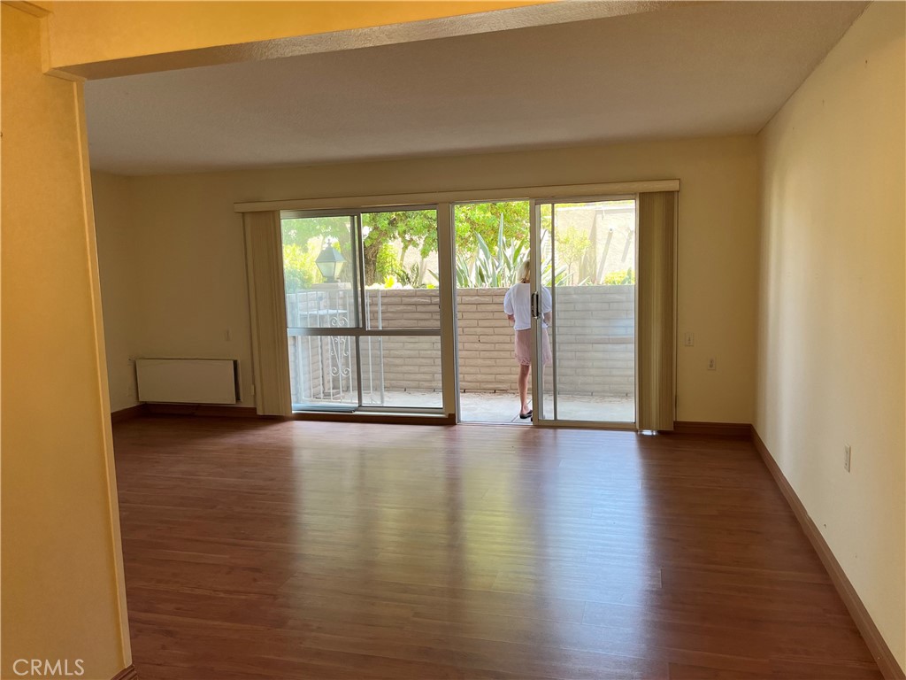 MLS #OC25267280 image #6