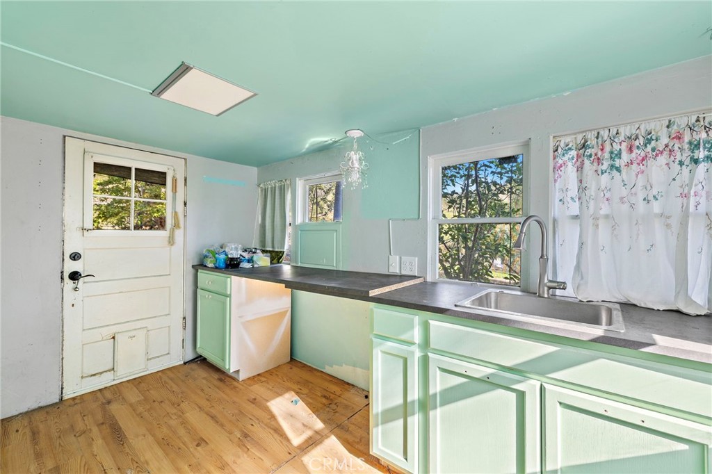 MLS #OC25267290 image #10