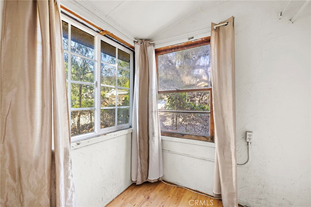 MLS #OC25267290 image #15