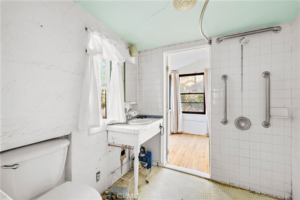 MLS #OC25267290 image #19