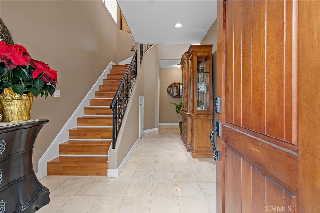 MLS #OC25267299 image #4