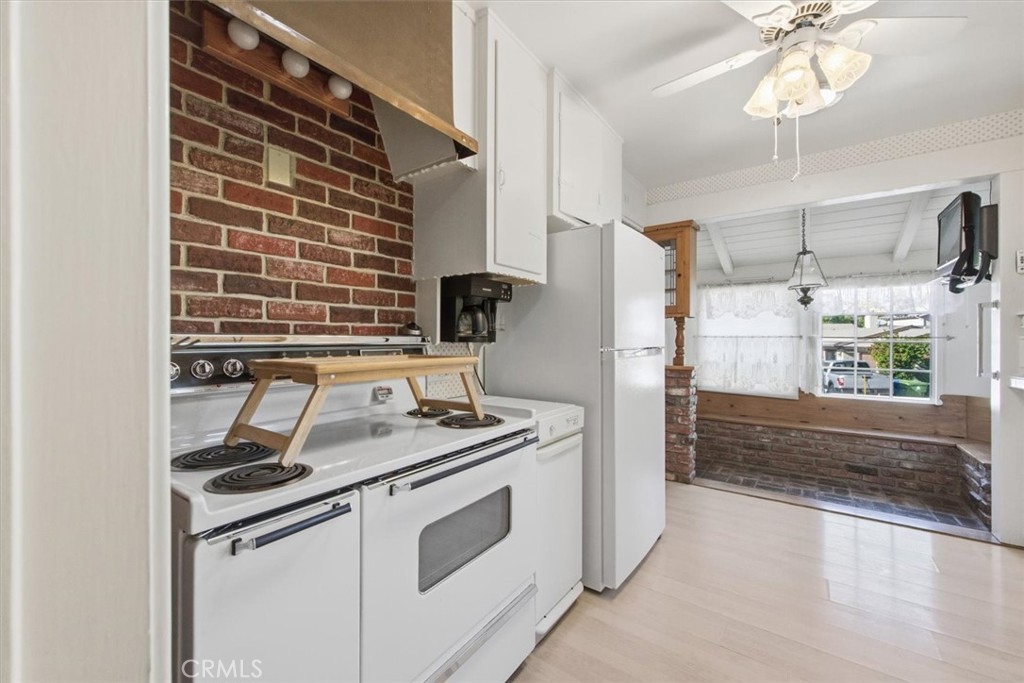 MLS #OC25267306 image #15