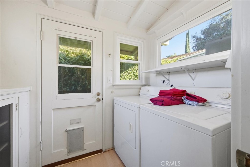 MLS #OC25267306 image #21