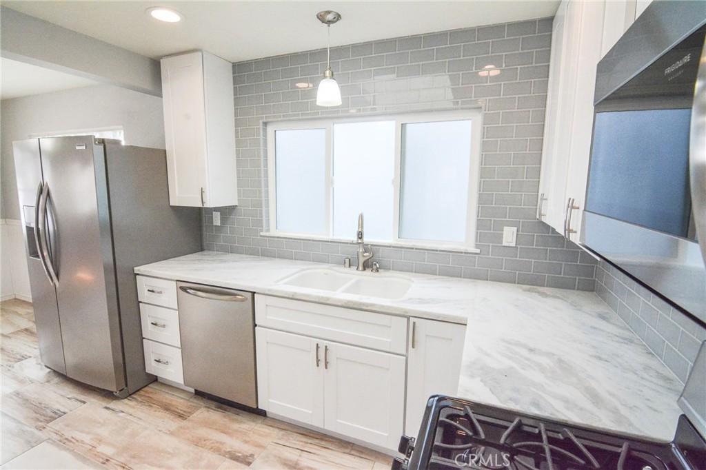 MLS #OC25267307 image #11