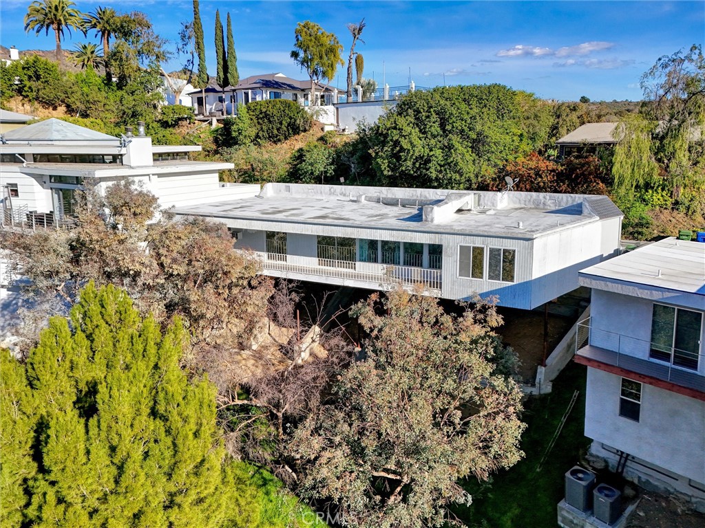 MLS #OC25267311 image #1