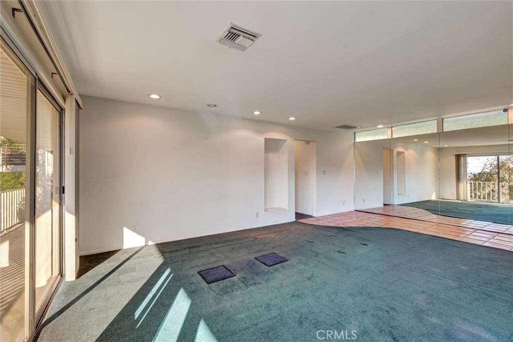 MLS #OC25267311 image #13