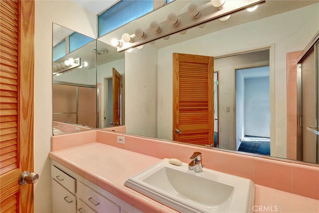 MLS #OC25267311 image #25