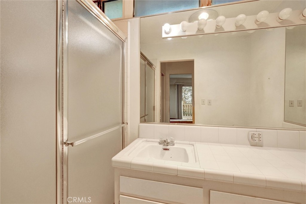 MLS #OC25267311 image #31