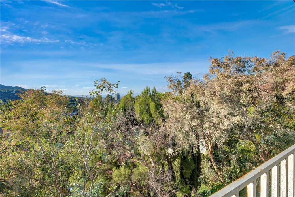 MLS #OC25267311 image #32