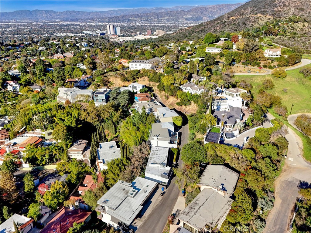 MLS #OC25267311 image #38