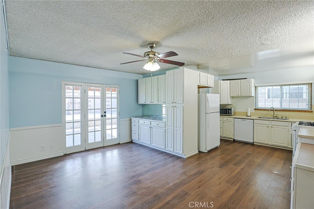 MLS #OC25267394 image #11