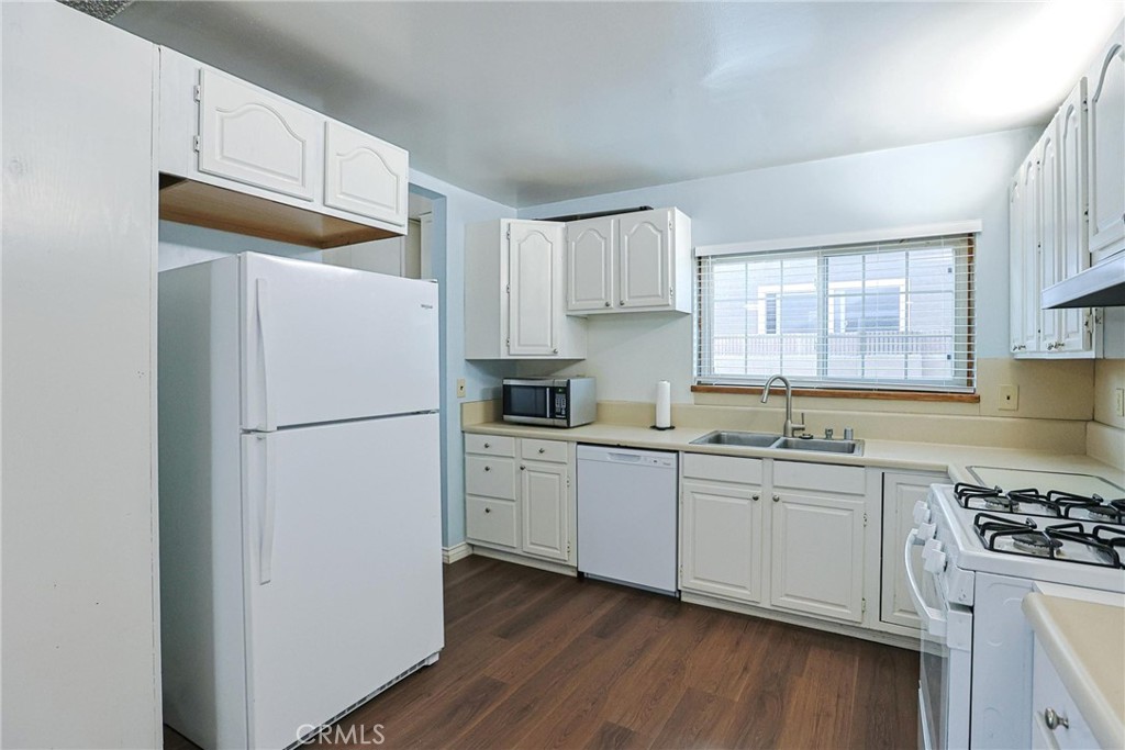 MLS #OC25267394 image #19