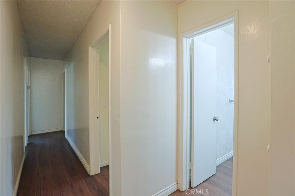 MLS #OC25267394 image #23